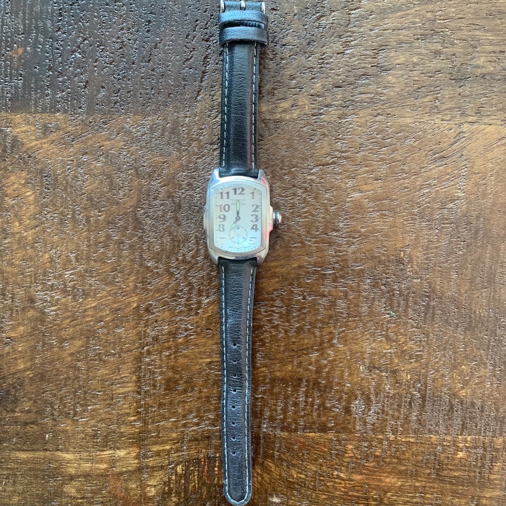 Ladies invicta lupah watch